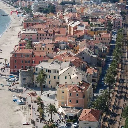 Meuble Corallo Hotel Laigueglia